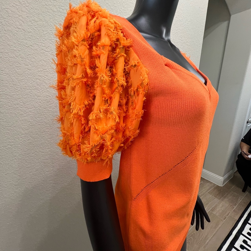 #797 Anthropologie CURRENT AIR Orange V-Neck Feathery Puff Sleeve Light Sweater